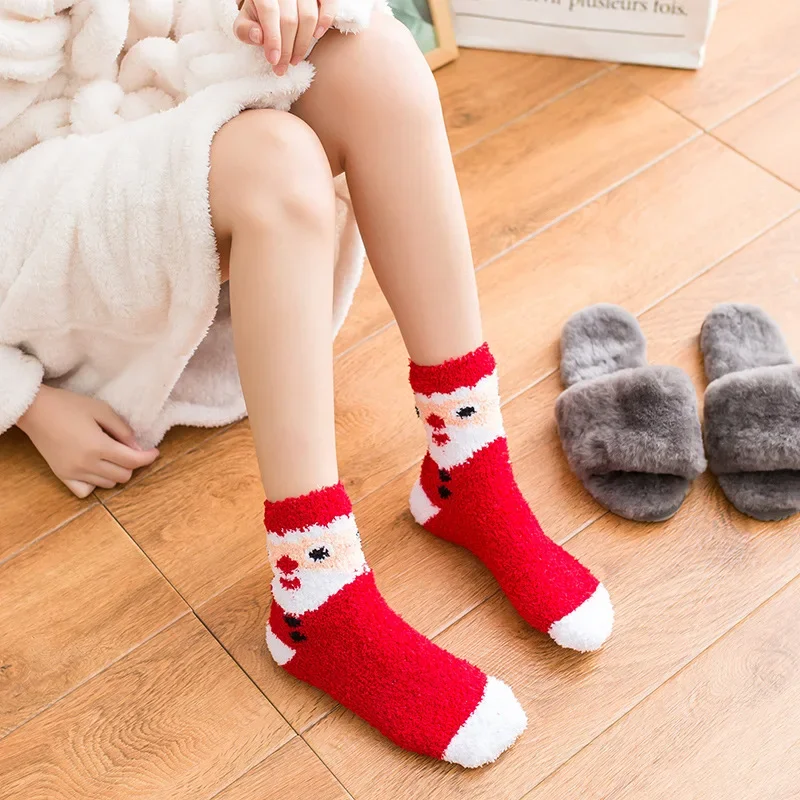 Осенние и зимние рождественские носки из кораллового бархата, женские наполовину бархатные домашние носки для сна с героями мультфильмов, носки на месяц